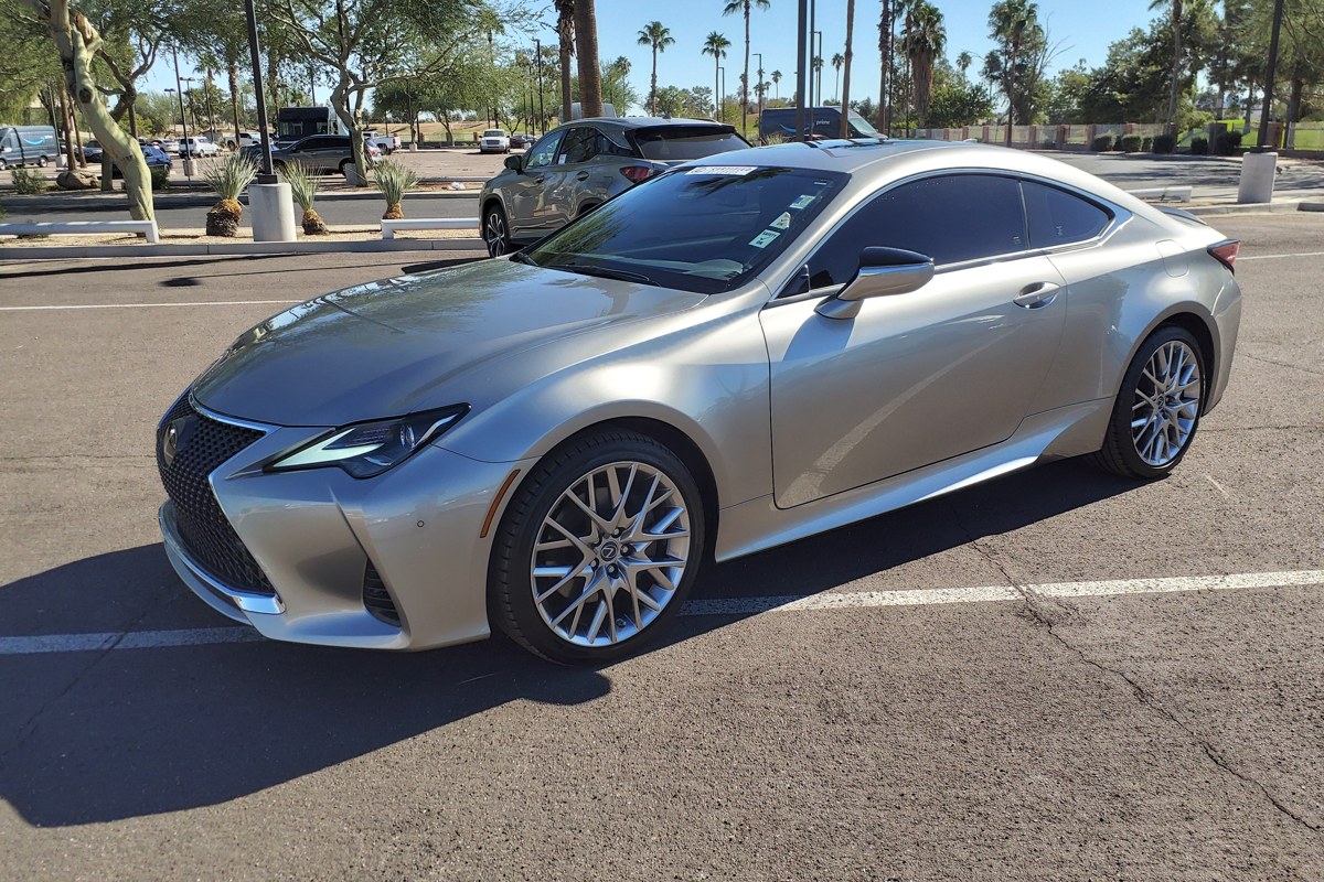 2022 Lexus RC 350 parked outdoors